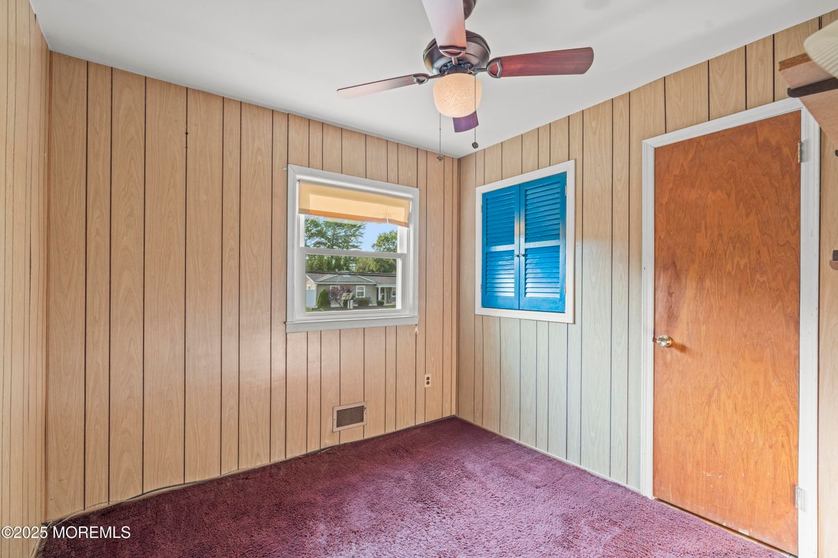 Empty room, Interior, Wooden Walls