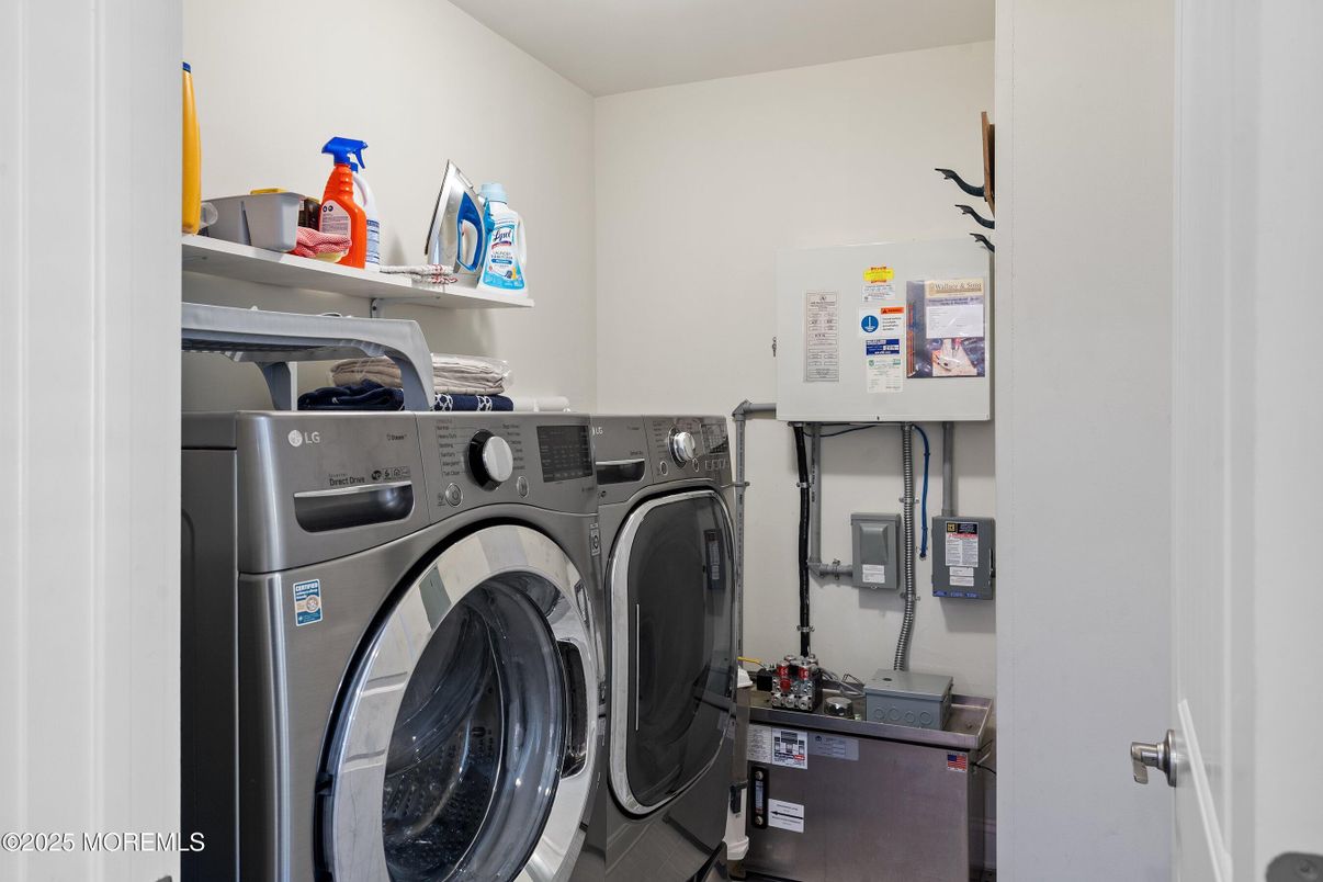 Interior, Washer