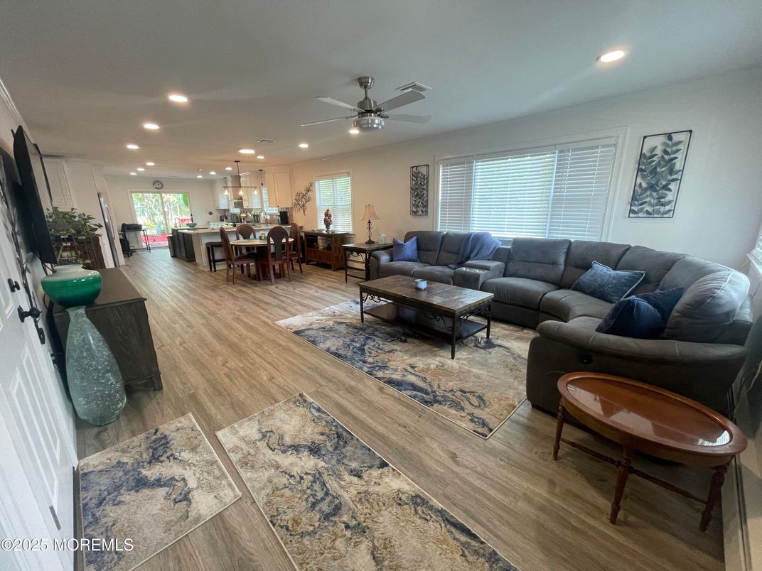 Dining room, Interior, Kitchen, Living room, Pendant Lights, Recessed Lighting, Wood Texture Flooring