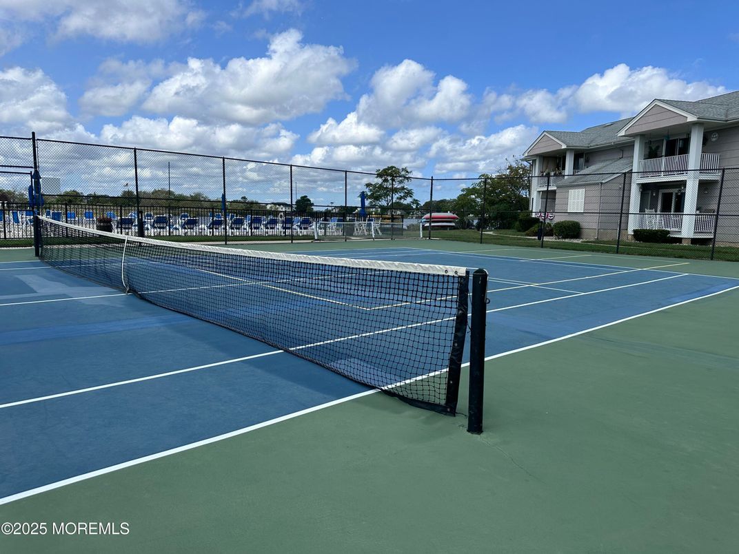 Exterior, Tennis Courts