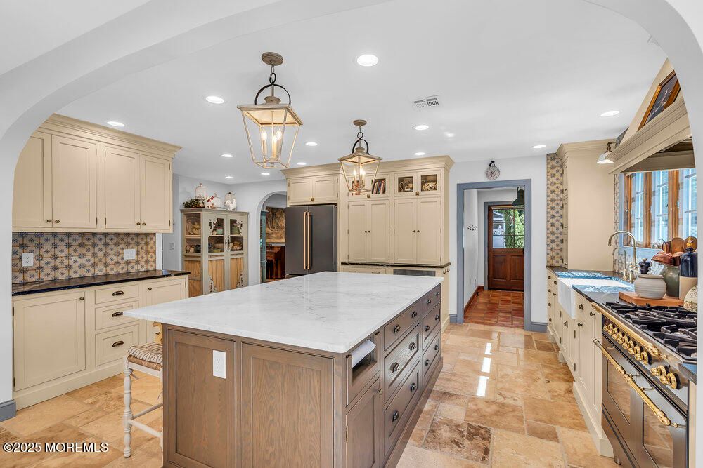 Interior, Kitchen, Pendant Lights, Recessed Lighting
