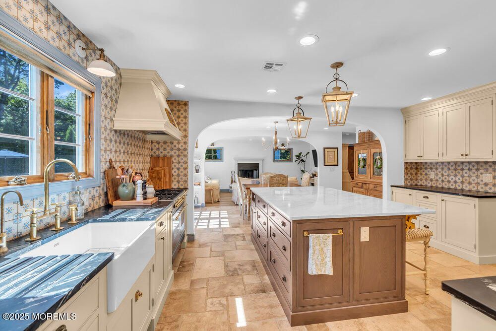 Interior, Kitchen, Pendant Lights, Recessed Lighting