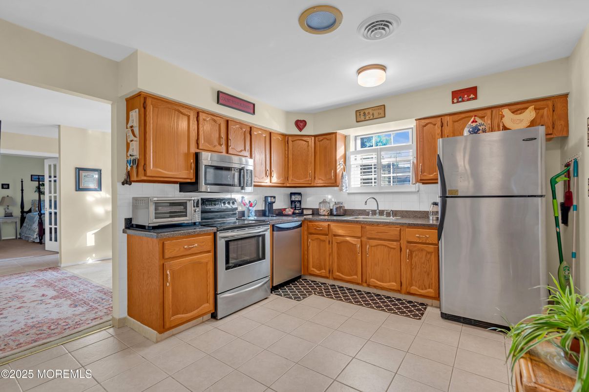 Interior, Kitchen, Stainless Steel Appliances