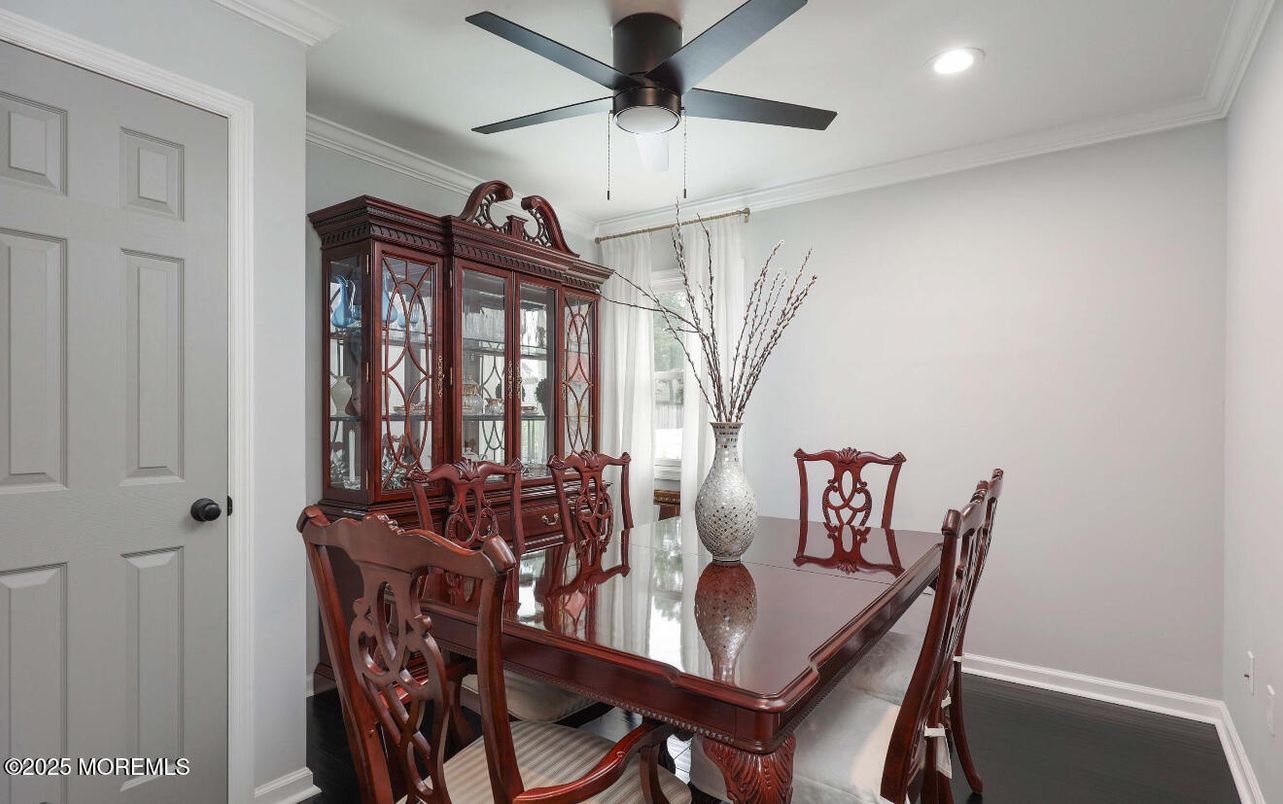 Dining room, Interior, Recessed Lighting, Wood Texture Flooring