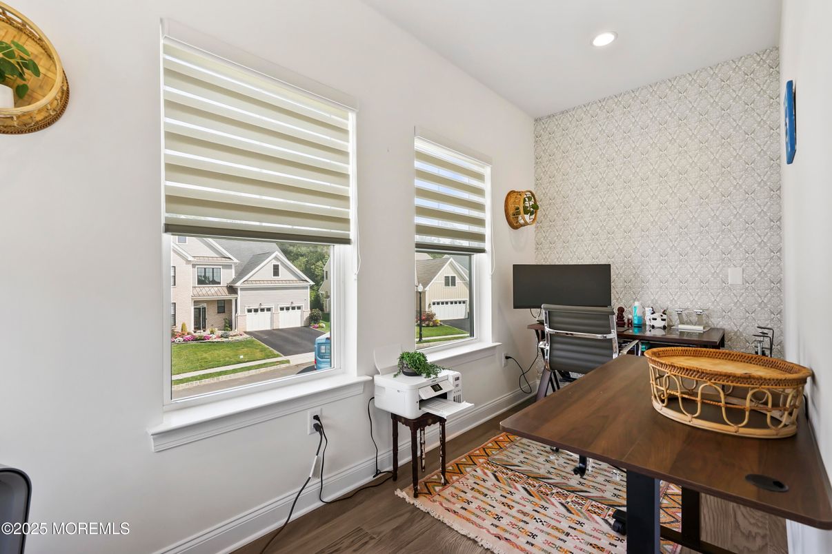Home Office, Interior, Recessed Lighting, Wood Texture Flooring
