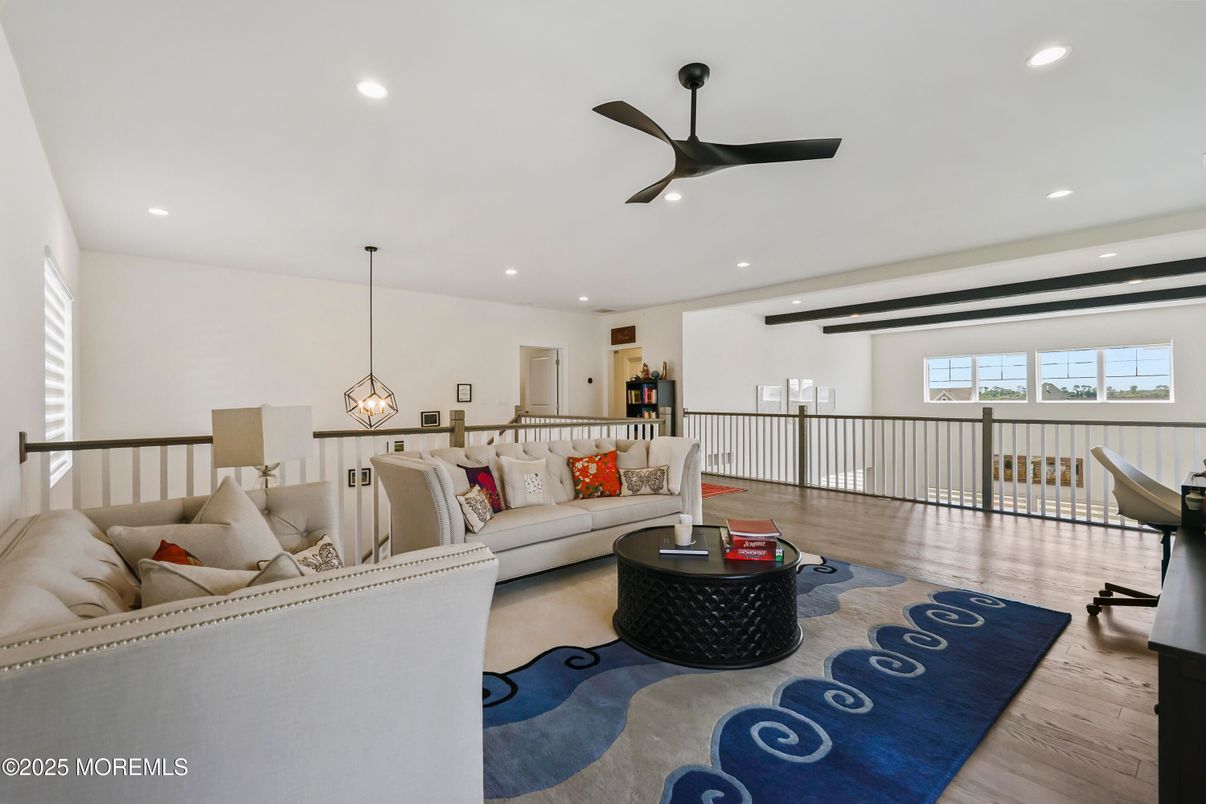 Interior, Living room, Pendant Lights, Recessed Lighting, Wood Texture Flooring