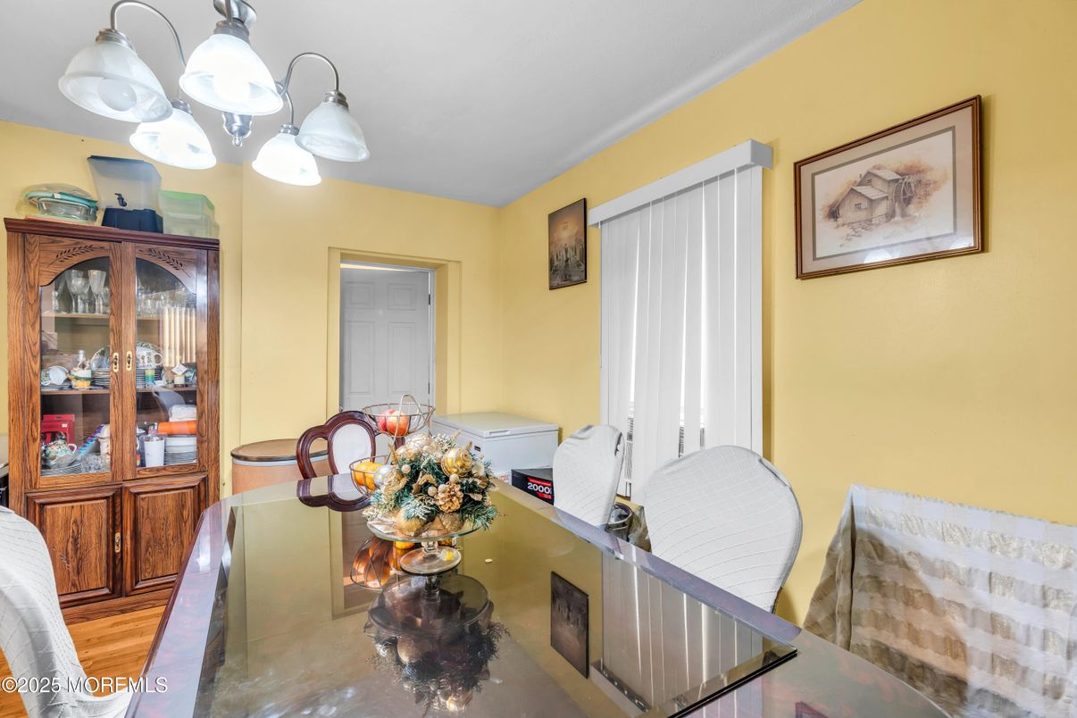 Dining room, Interior