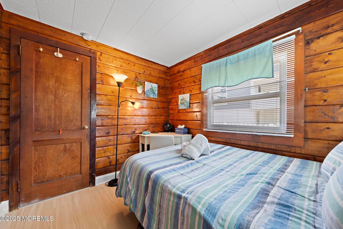 Bedroom, Interior, Wood Texture Flooring, Wooden Walls