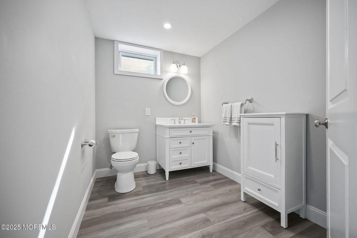 Bathroom, Interior, Recessed Lighting, Wood Texture Flooring