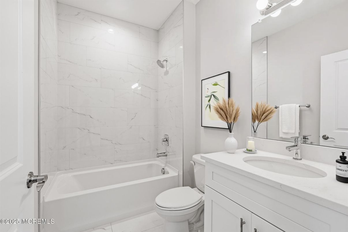 Bathroom, Interior, Marble Walls