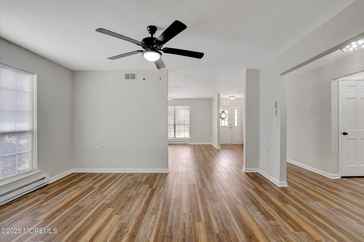 Empty room, Interior, Wood Texture Flooring