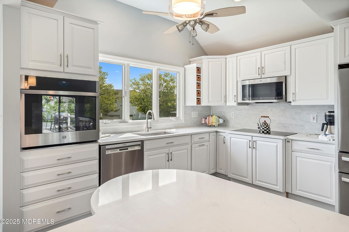 Interior, Kitchen, Stainless Steel Appliances