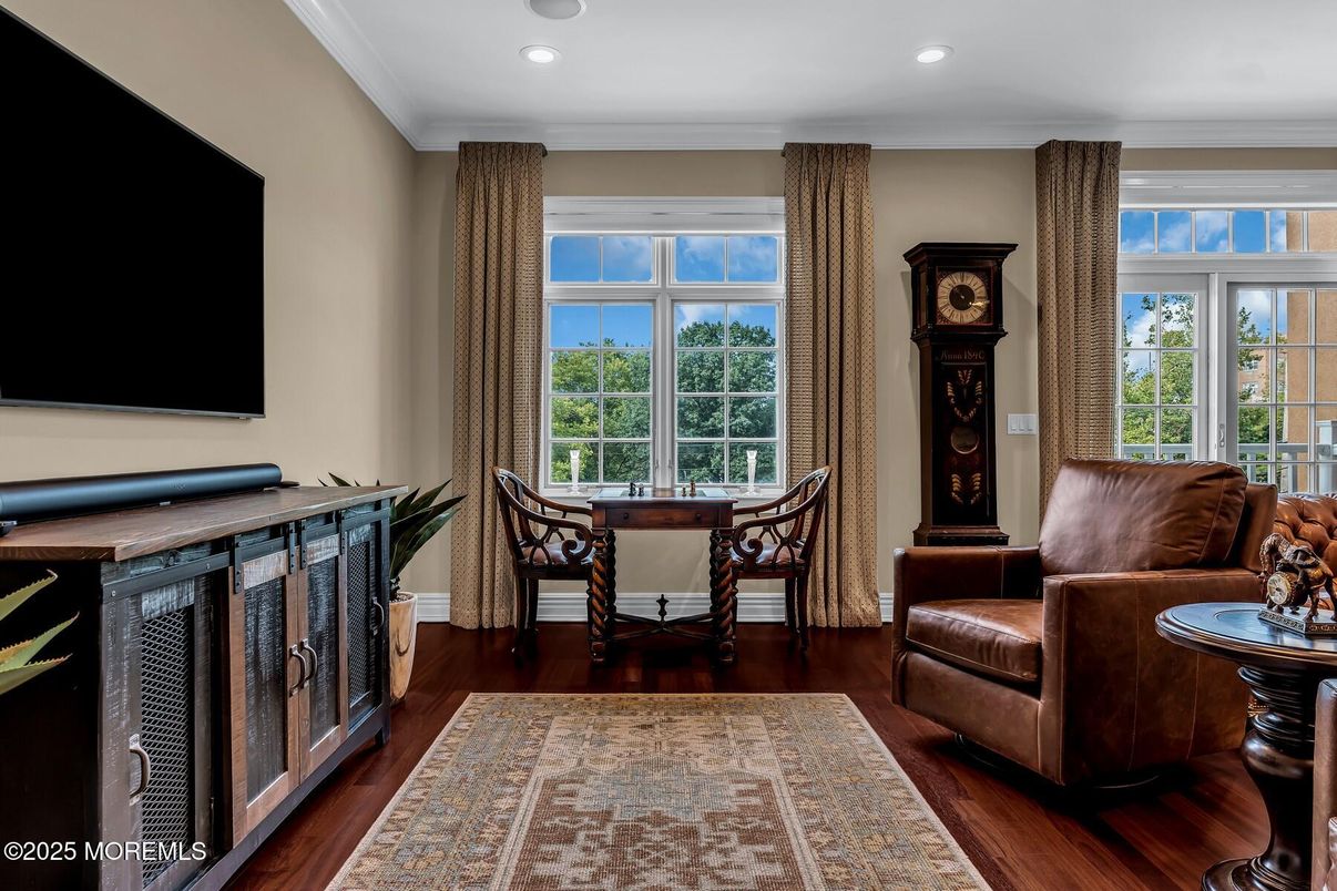 Dining room, Interior, Recessed Lighting, Wood Texture Flooring