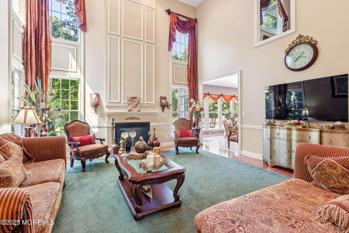 Fireplace, Interior, Living room
