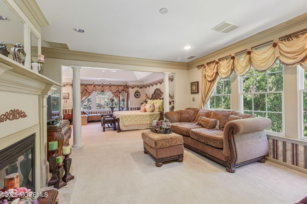 Fireplace, Interior, Living room, Recessed Lighting