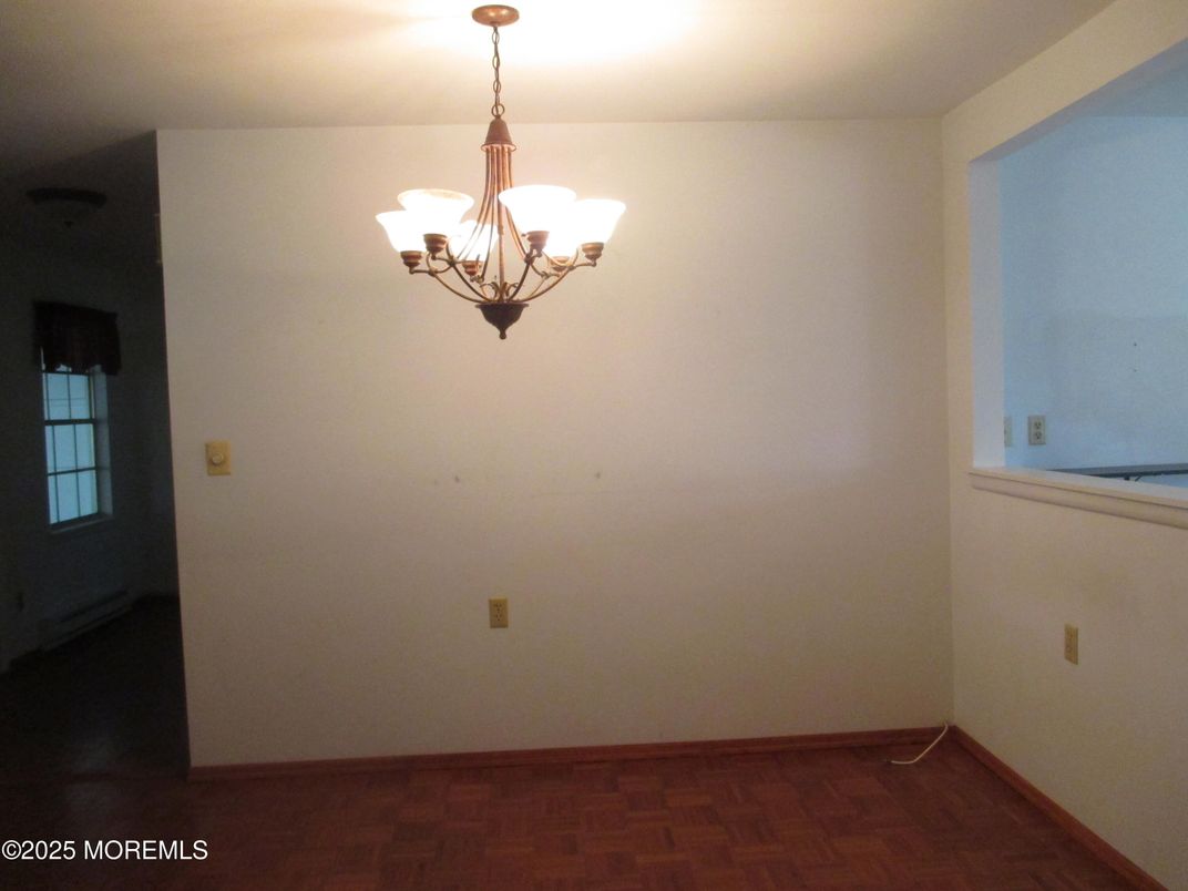 Chandelier, Empty room, Interior, Wood Texture Flooring