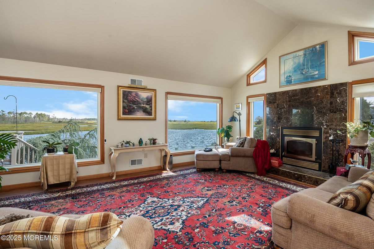 Fireplace, Interior, Living room, Water