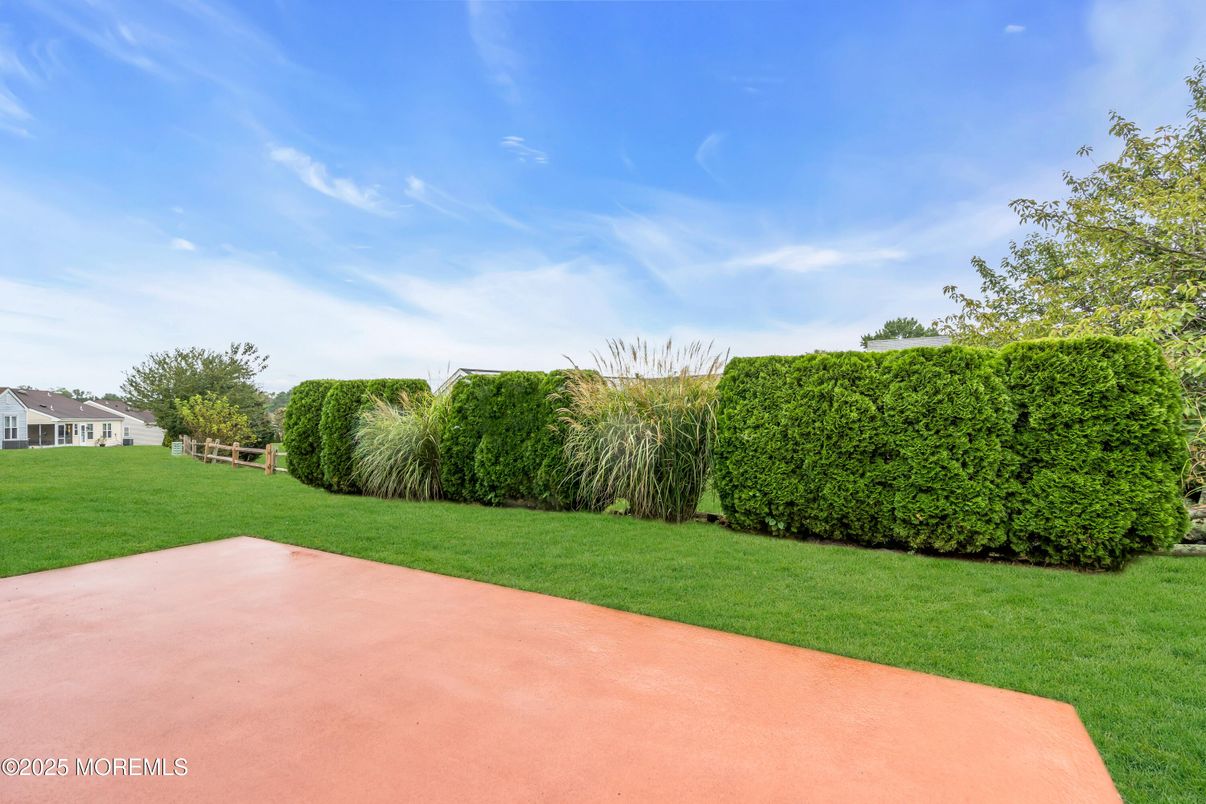 Backyard, Exterior