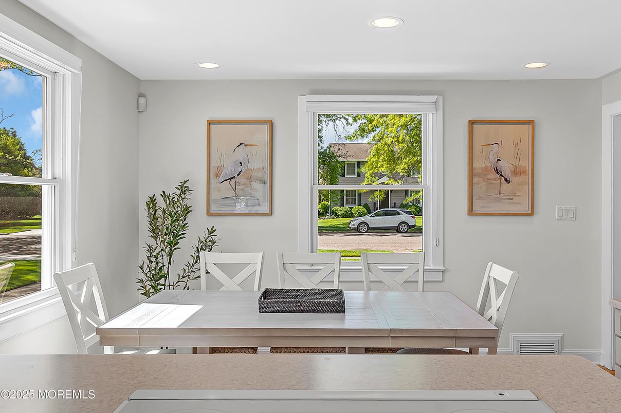 Dining room, Interior, Recessed Lighting