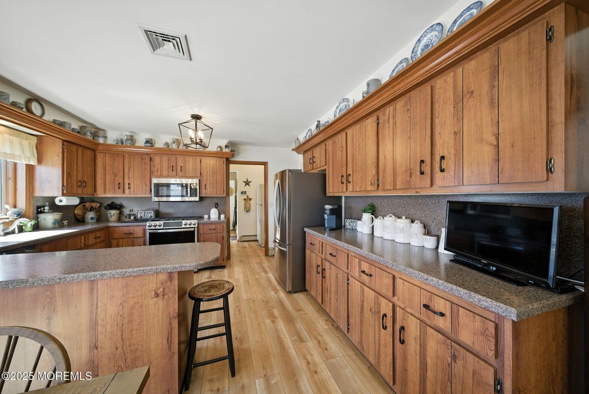Interior, Kitchen, Stainless Steel Appliances, Wood Texture Flooring
