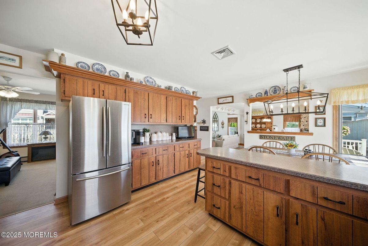 Interior, Kitchen, Pendant Lights, Wood Texture Flooring