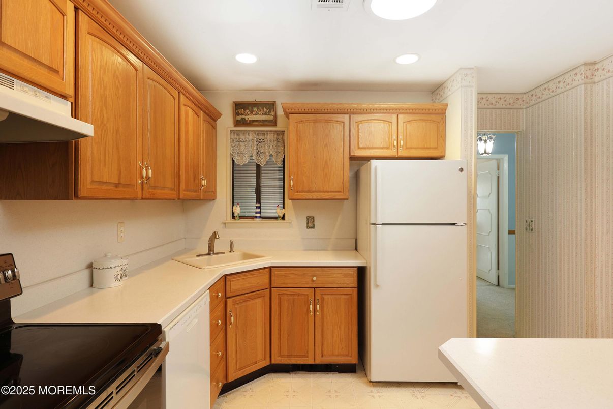 Interior, Kitchen, Recessed Lighting