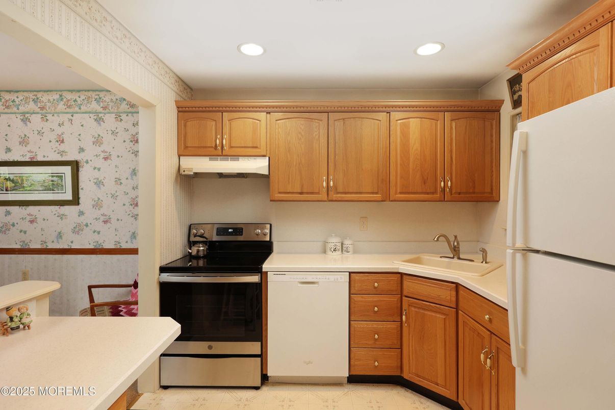 Interior, Kitchen, Recessed Lighting