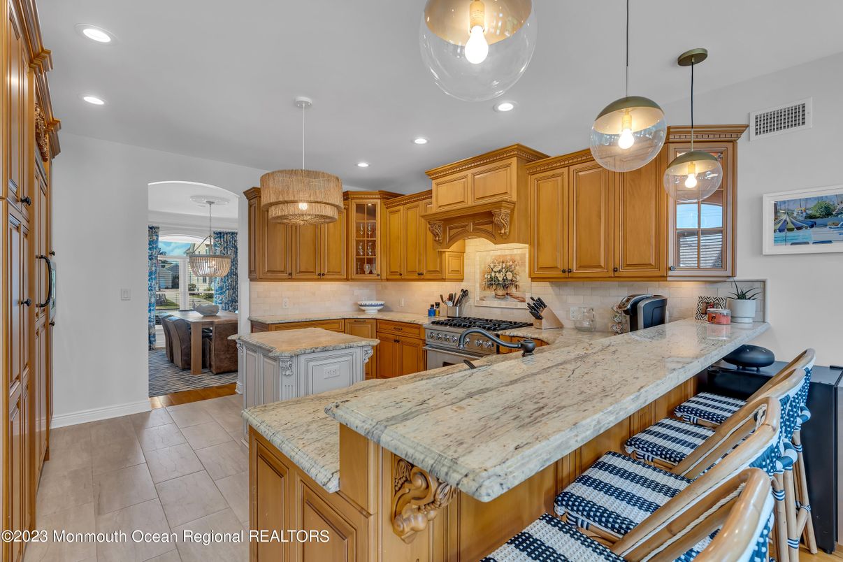 Interior, Kitchen, Pendant Lights, Recessed Lighting