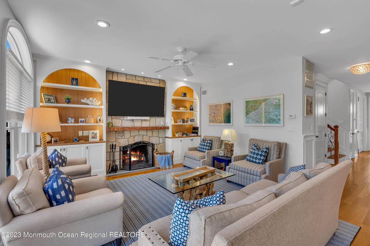 Fireplace, Interior, Living room, Recessed Lighting, Wood Texture Flooring