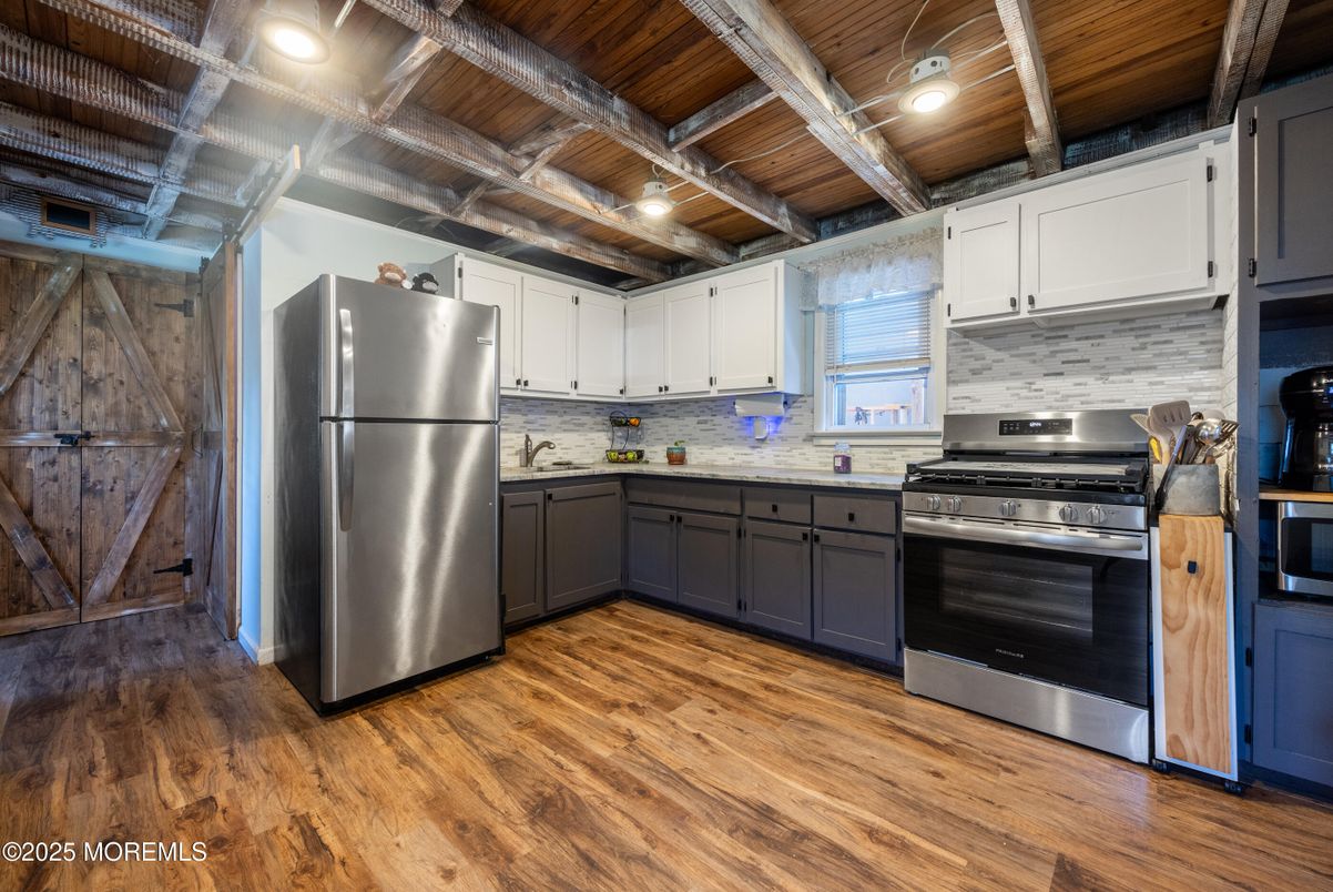 Interior, Kitchen, Stainless Steel Appliances, Wooden Ceilings, Wood Texture Flooring