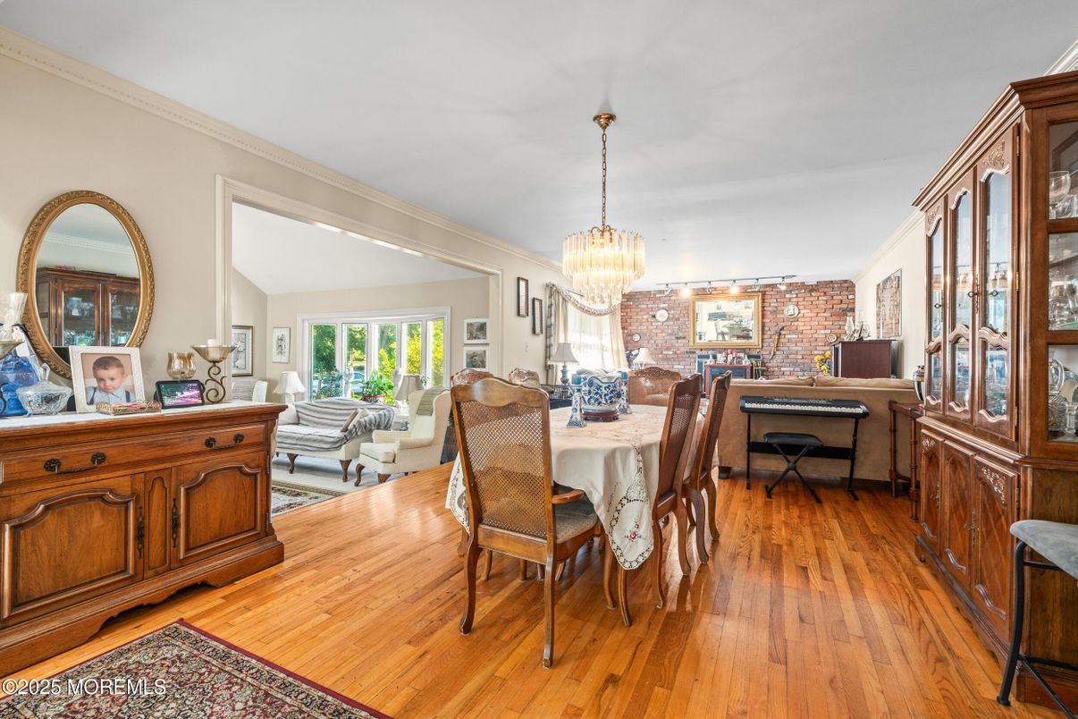 Chandelier, Dining room, Interior, Living room, Stone Walls, Wood Texture Flooring