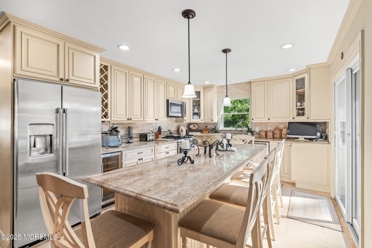 Interior, Kitchen, Pendant Lights, Recessed Lighting, Stainless Steel Appliances