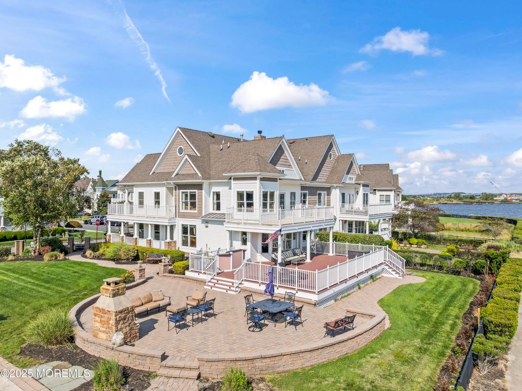 Backyard, Exterior, Water