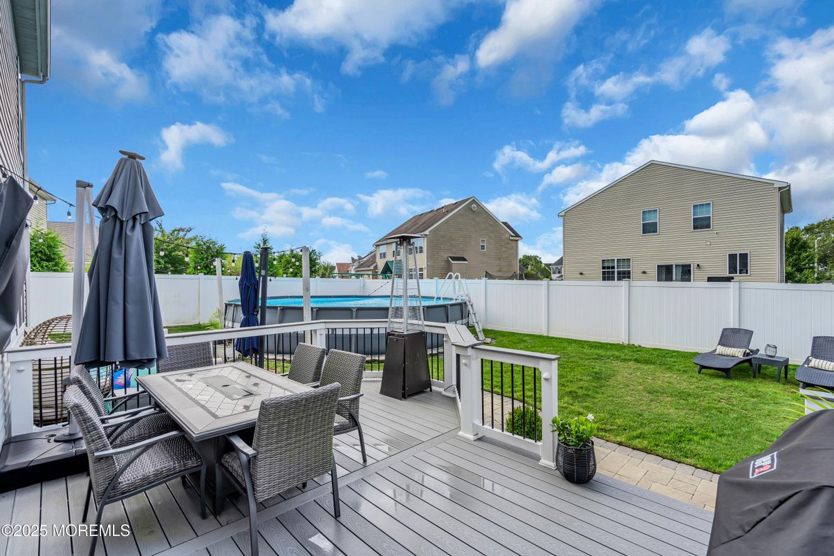 Backyard, Exterior, Hot Tub, Pool