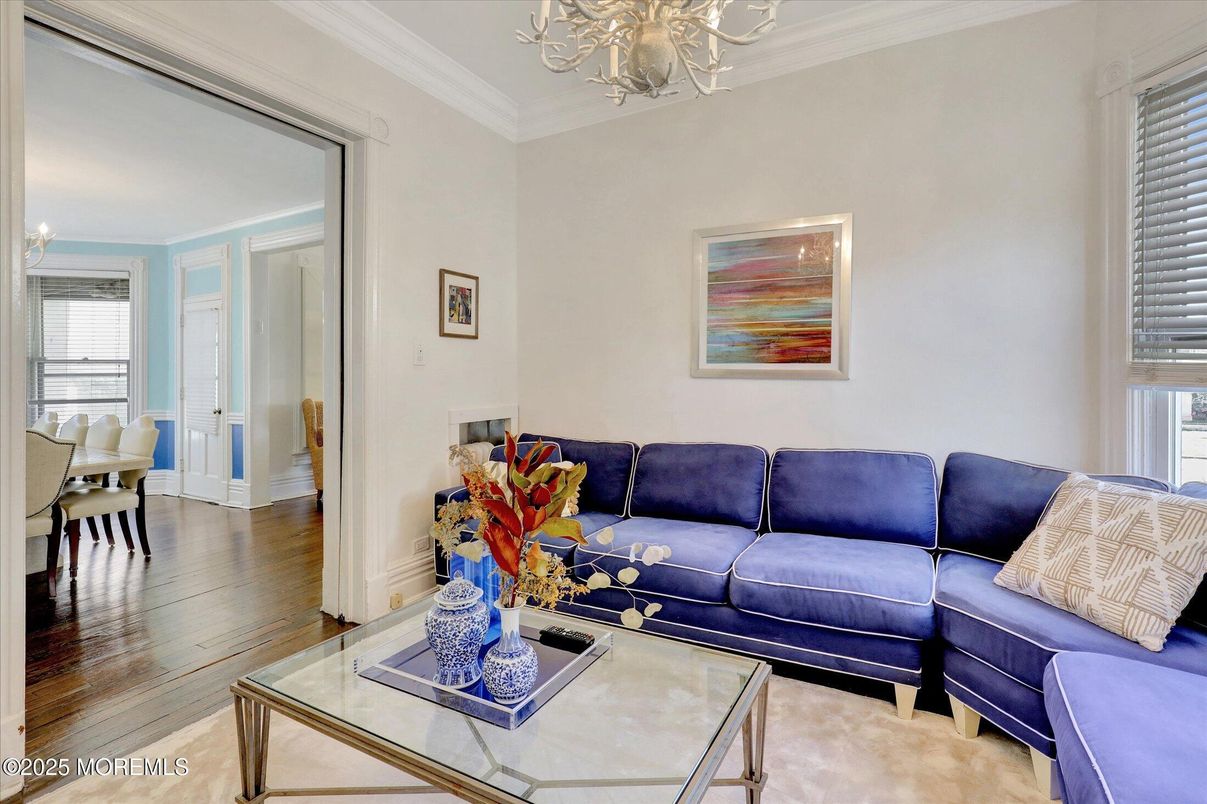 Chandelier, Dining room, Interior, Living room, Wood Texture Flooring