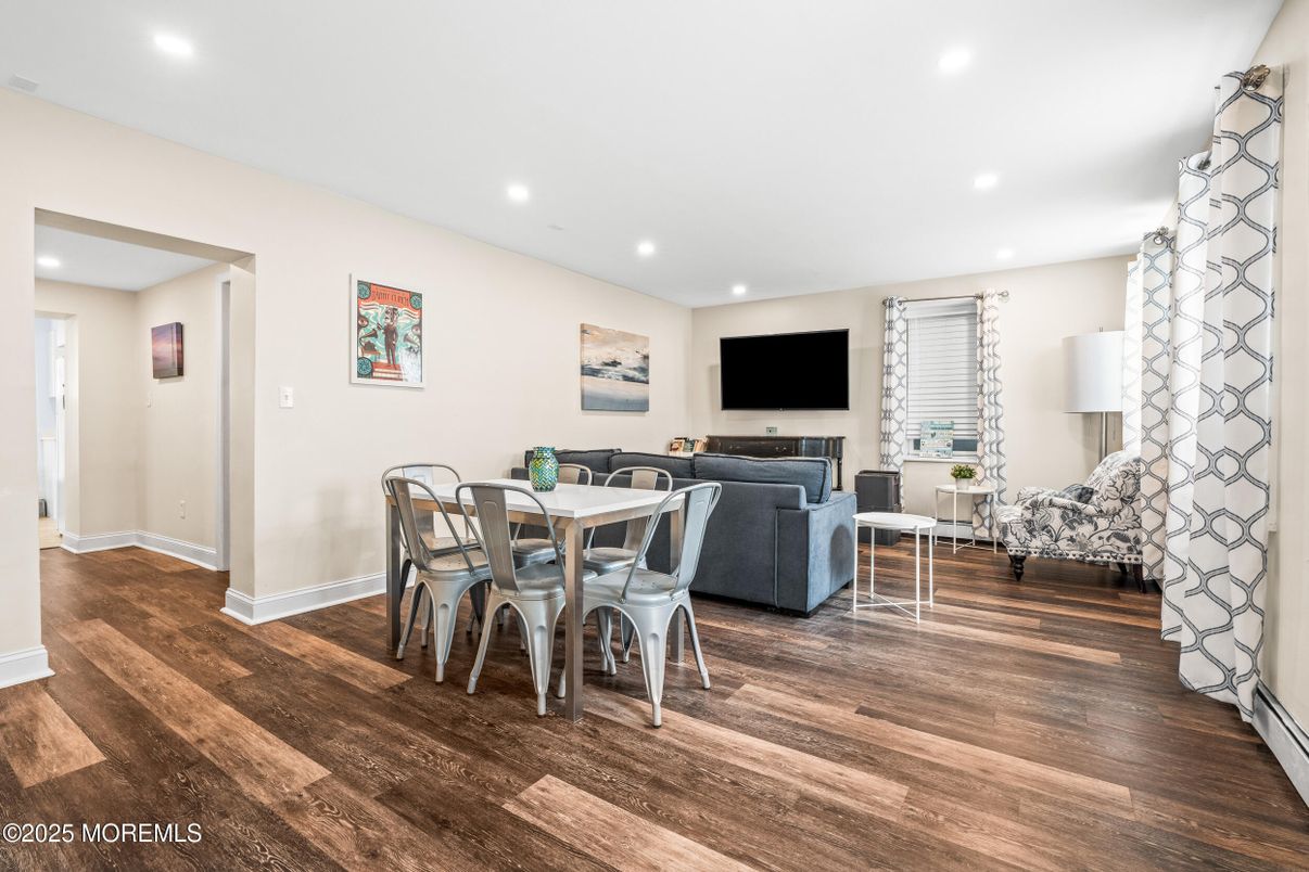 Dining room, Interior, Living room, Recessed Lighting, Wood Texture Flooring