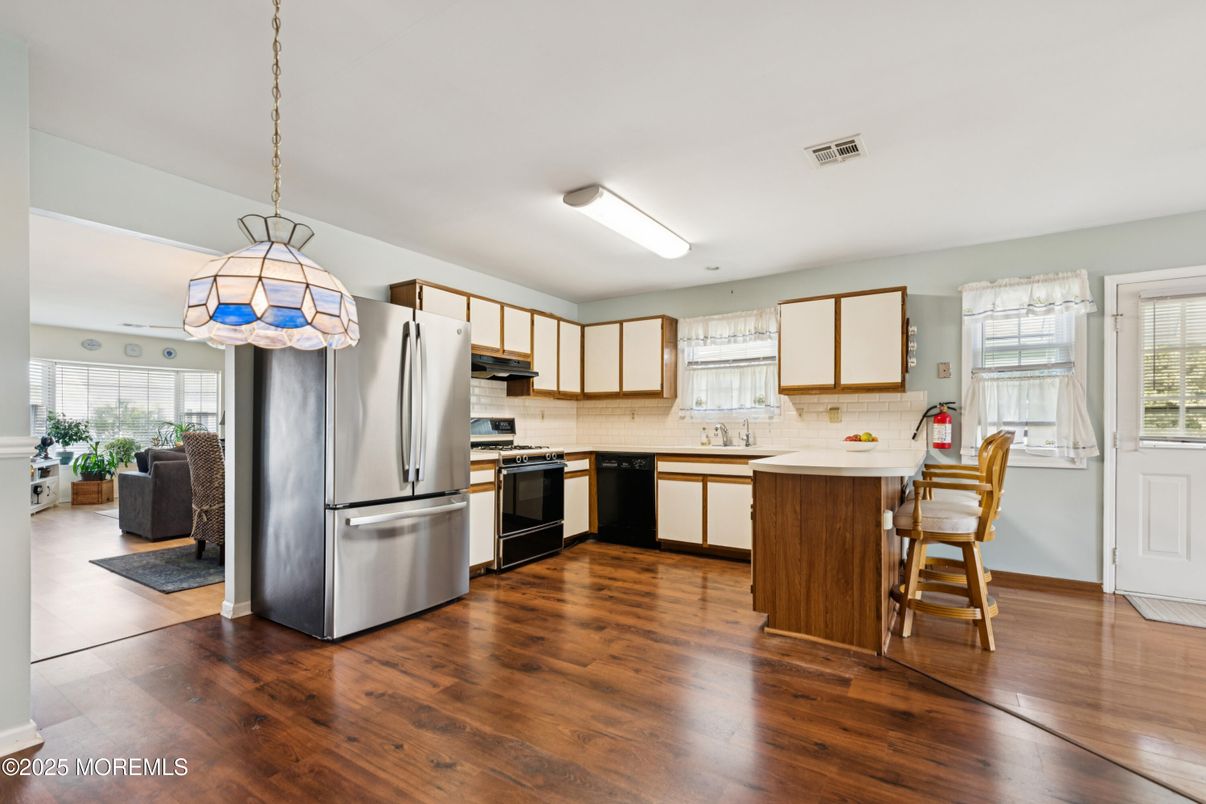 Interior, Kitchen, Pendant Lights, Stainless Steel Appliances, Wood Texture Flooring