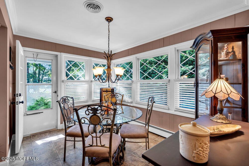 Dining room, Interior, Pendant Lights
