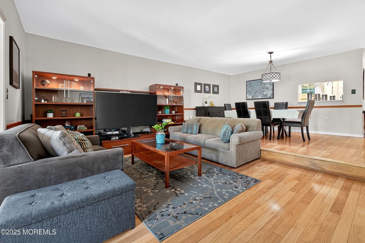 Dining room, Interior, Living room, Pendant Lights, Wood Texture Flooring