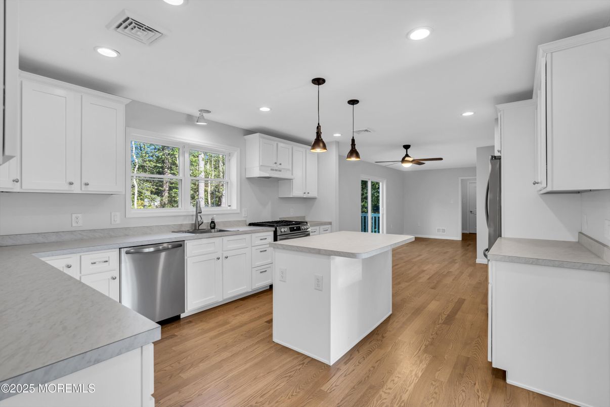 Interior, Kitchen, Pendant Lights, Recessed Lighting, Wood Texture Flooring
