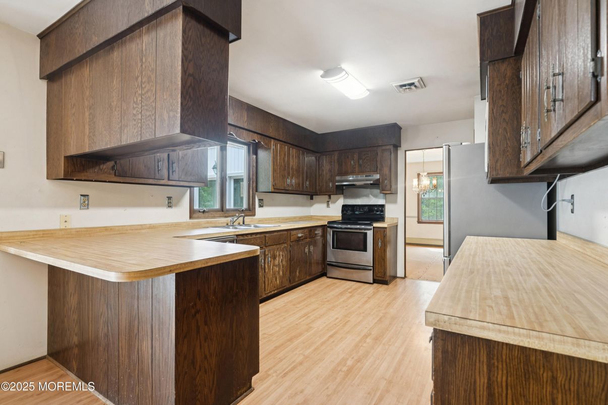 Interior, Kitchen, Stainless Steel Appliances, Wood Texture Flooring