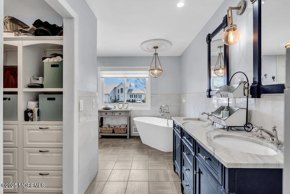 Bathroom, Dual Sink Vanities, Free Standing Baths, Interior, Pendant Lights, Recessed Lighting