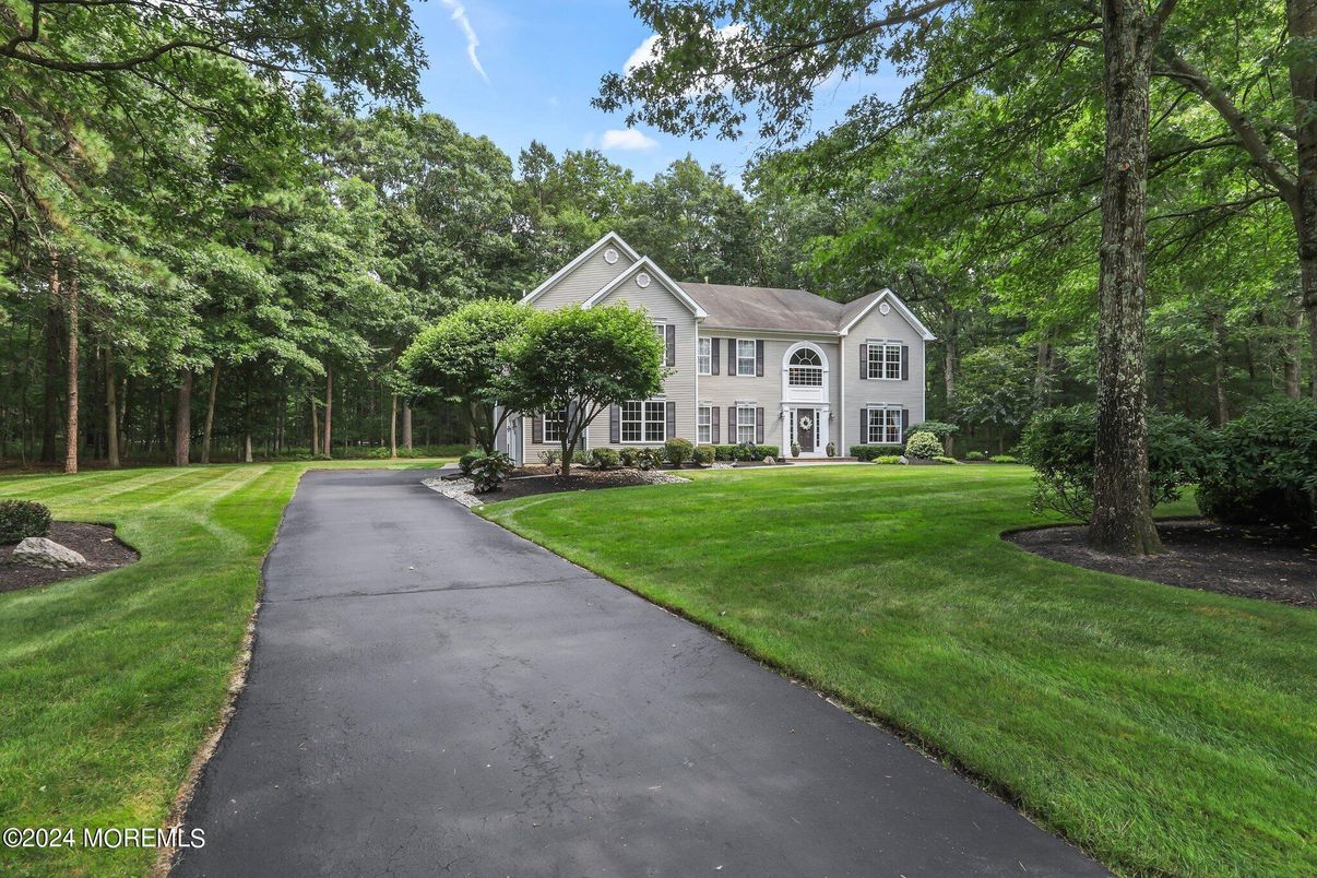 Backyard, Exterior, Facade, Farmhouse