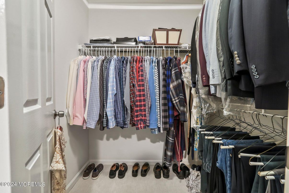 Interior, Walk-in Closets