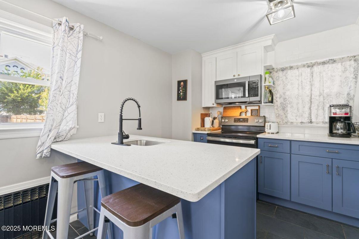 Interior, Kitchen, Stainless Steel Appliances