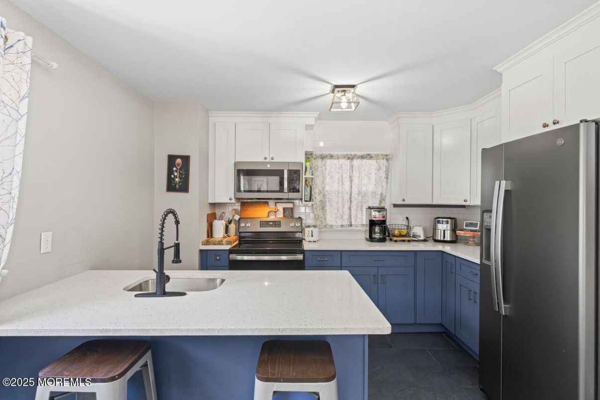 Interior, Kitchen, Stainless Steel Appliances