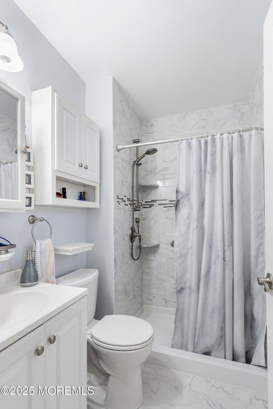 Bathroom, Interior, Marble, Marble Walls