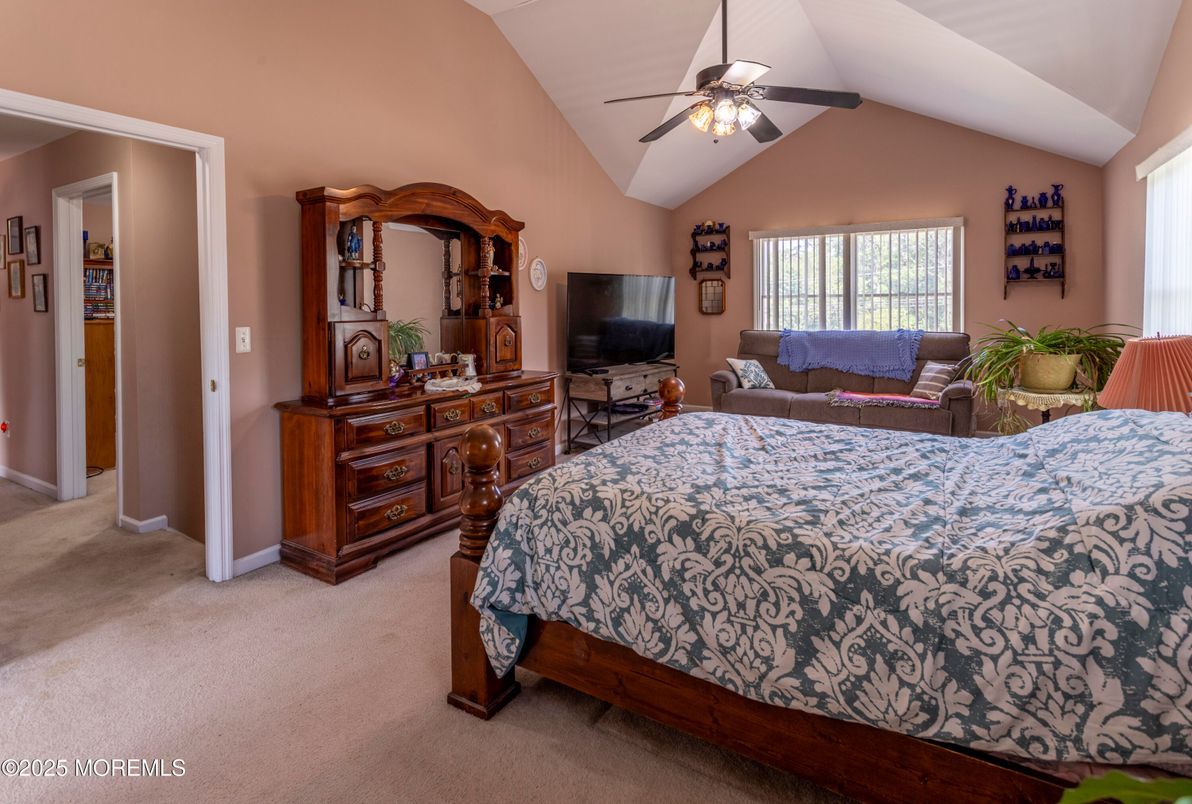 Bedroom, Interior, Living room