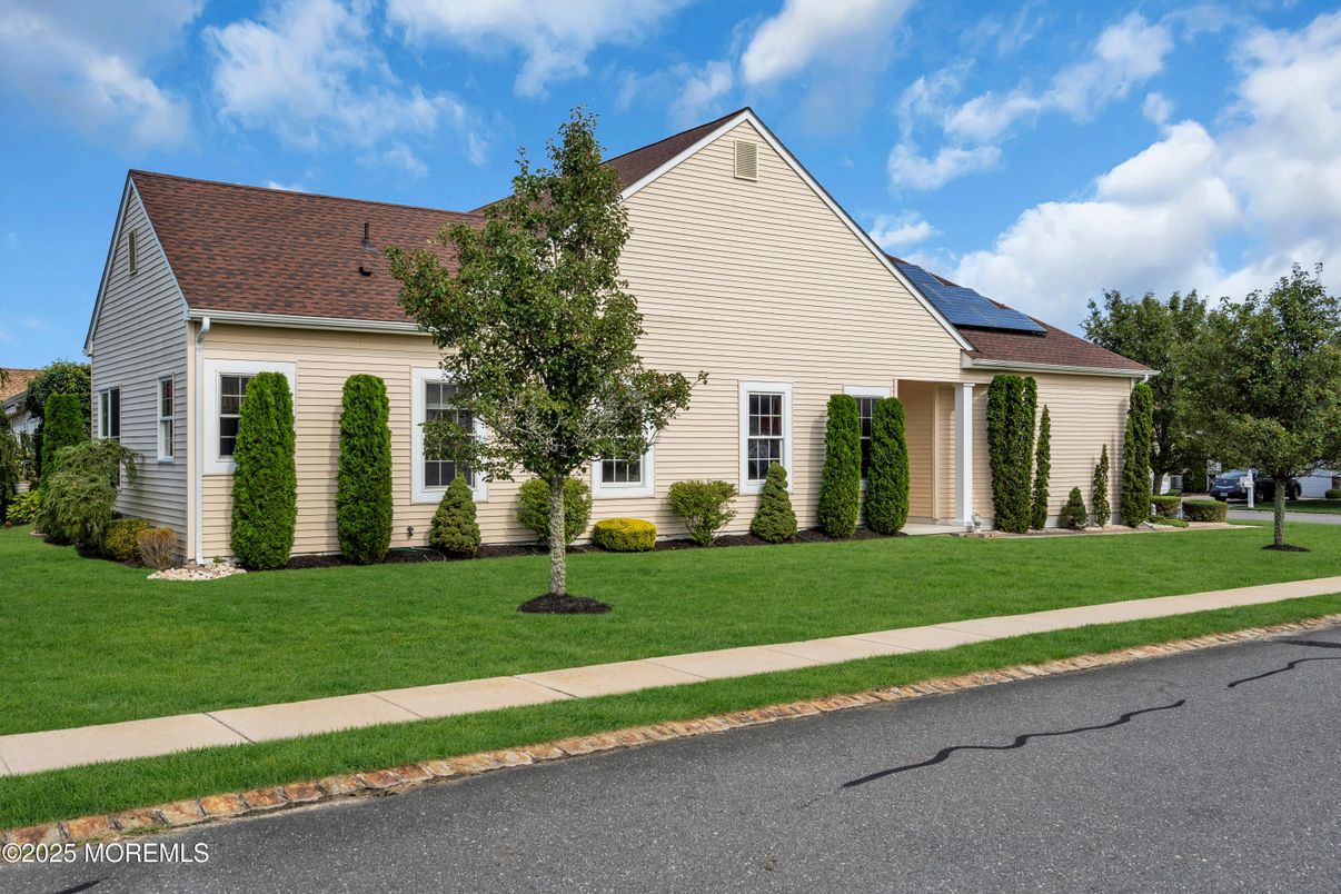 Exterior, Facade, Solar Panels, French Provincial