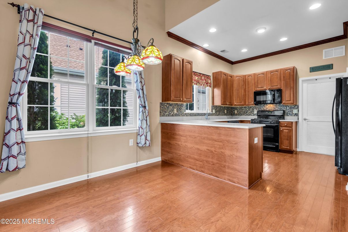 Interior, Kitchen, Pendant Lights, Recessed Lighting, Wood Texture Flooring
